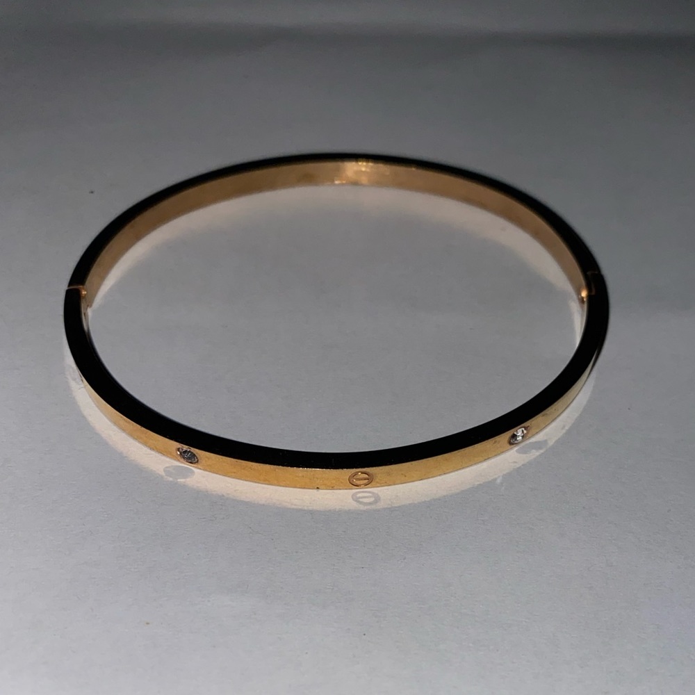 Rose Gold bangle. Used.